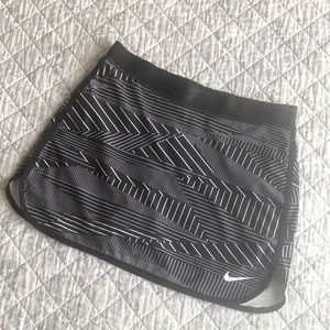 EUC Nike Athletic /Golf Skirt, S